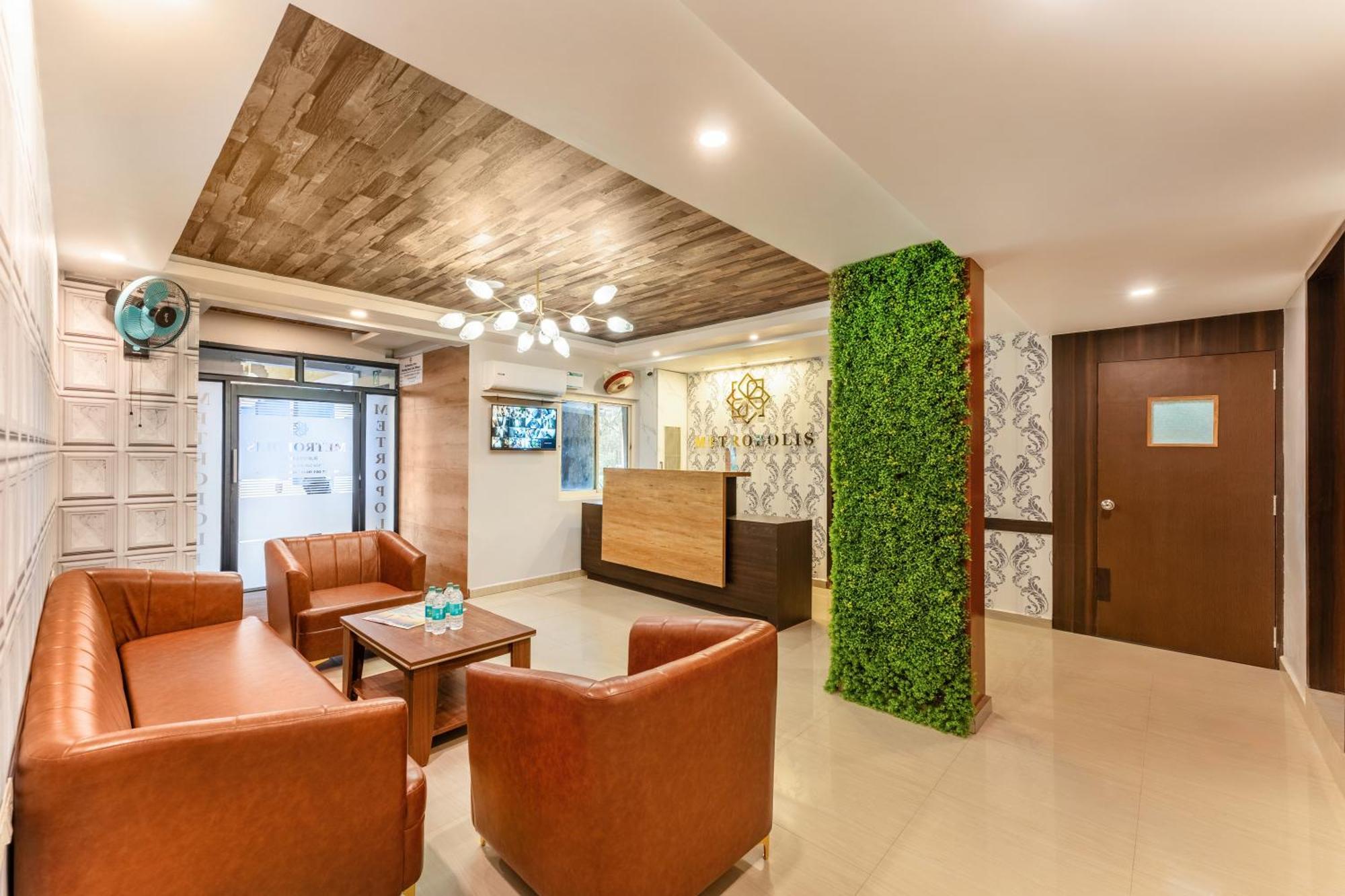 Metropolis Business Hotel Panaji Exterior photo