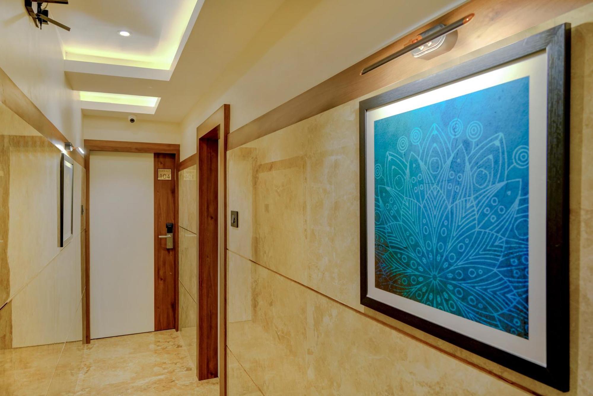 Metropolis Business Hotel Panaji Exterior photo