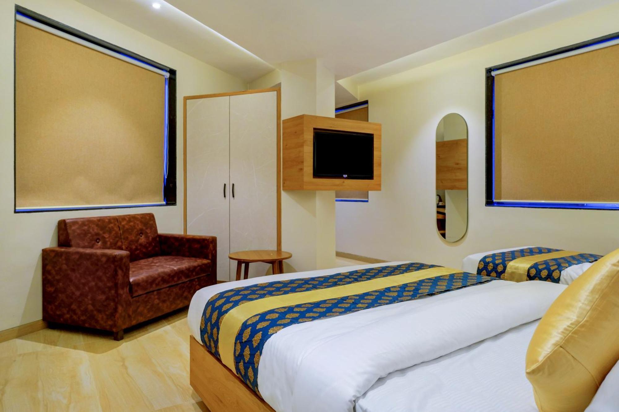Metropolis Business Hotel Panaji Exterior photo