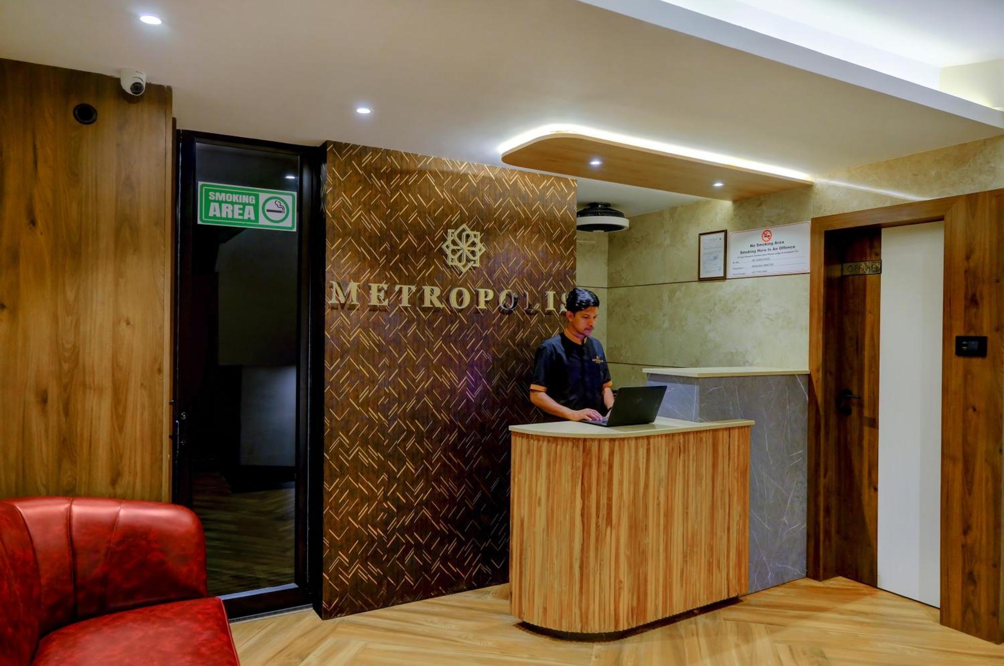 Metropolis Business Hotel Panaji Exterior photo