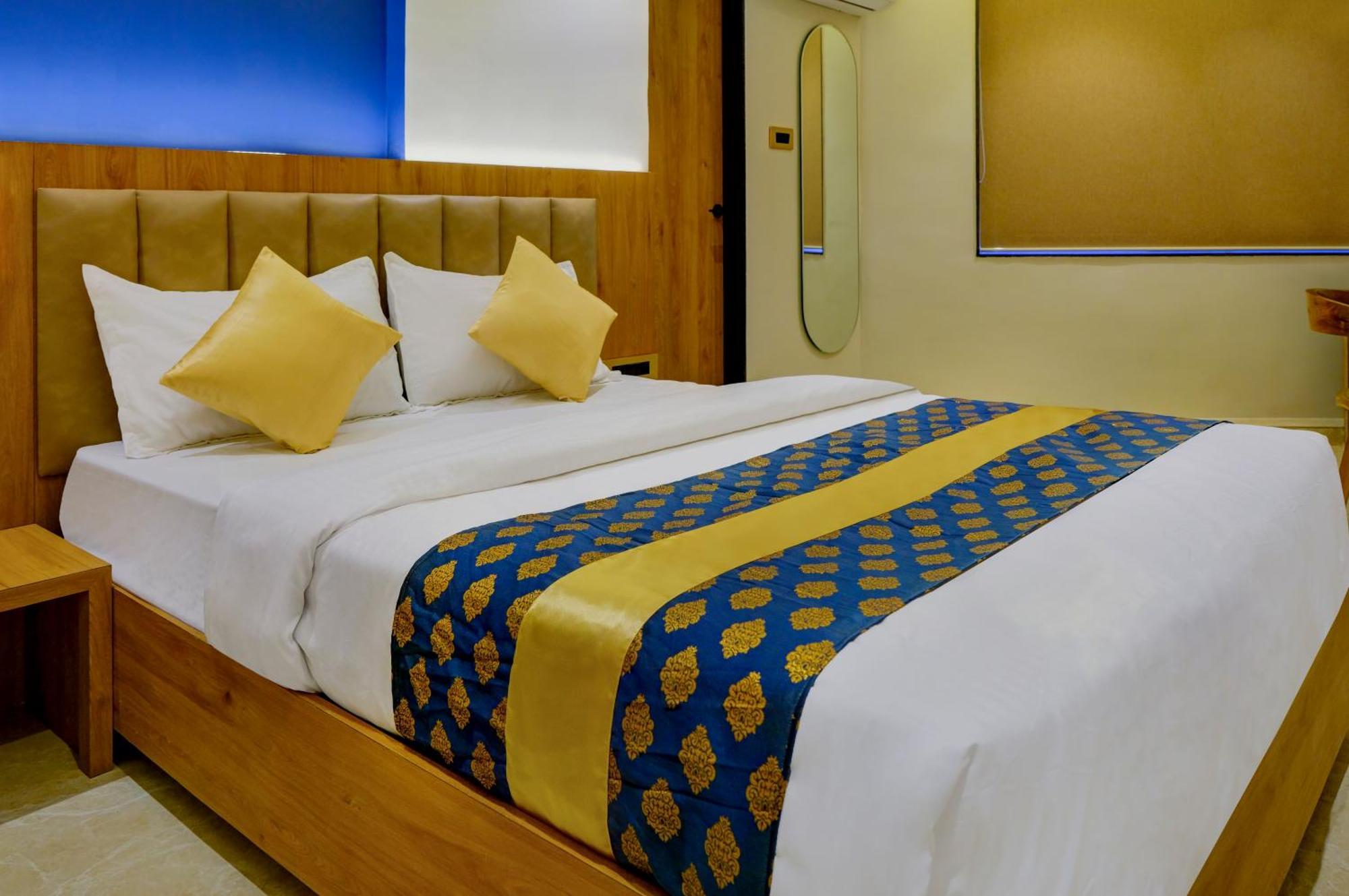 Metropolis Business Hotel Panaji Exterior photo